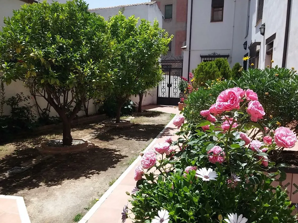 Albaicin Patio Apartment Granada Spain
